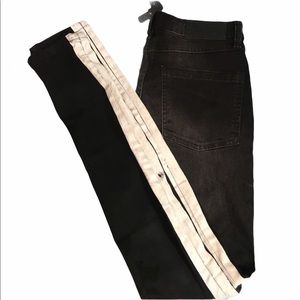 Boohoo Man Super Skinny Pants, size 32 Long “NEW” (Bundle & Save)